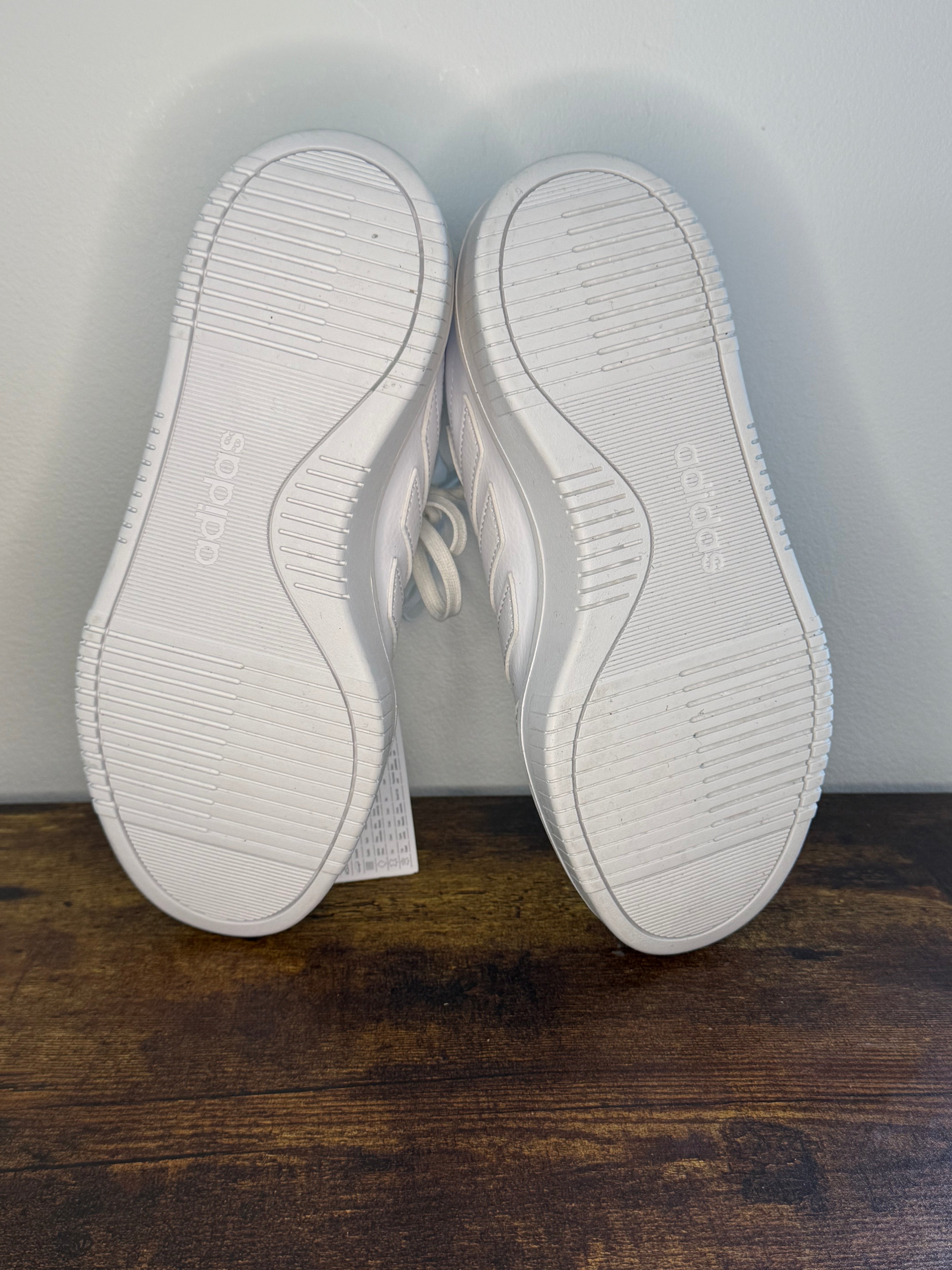Adidas Courtblock Bold -  White