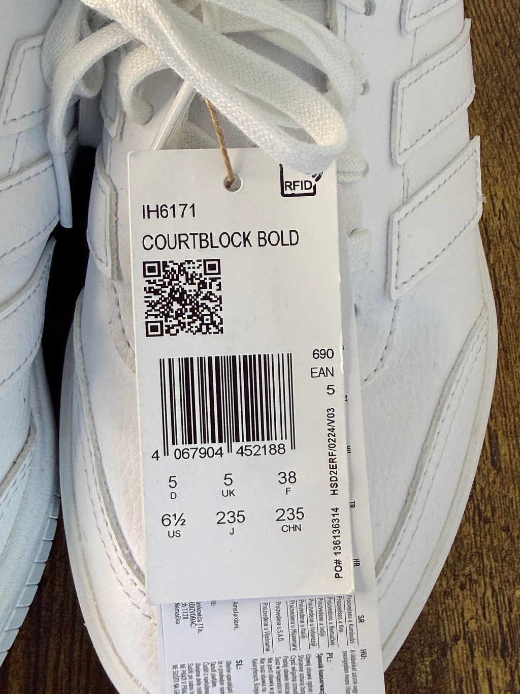 Adidas Courtblock Bold -  White