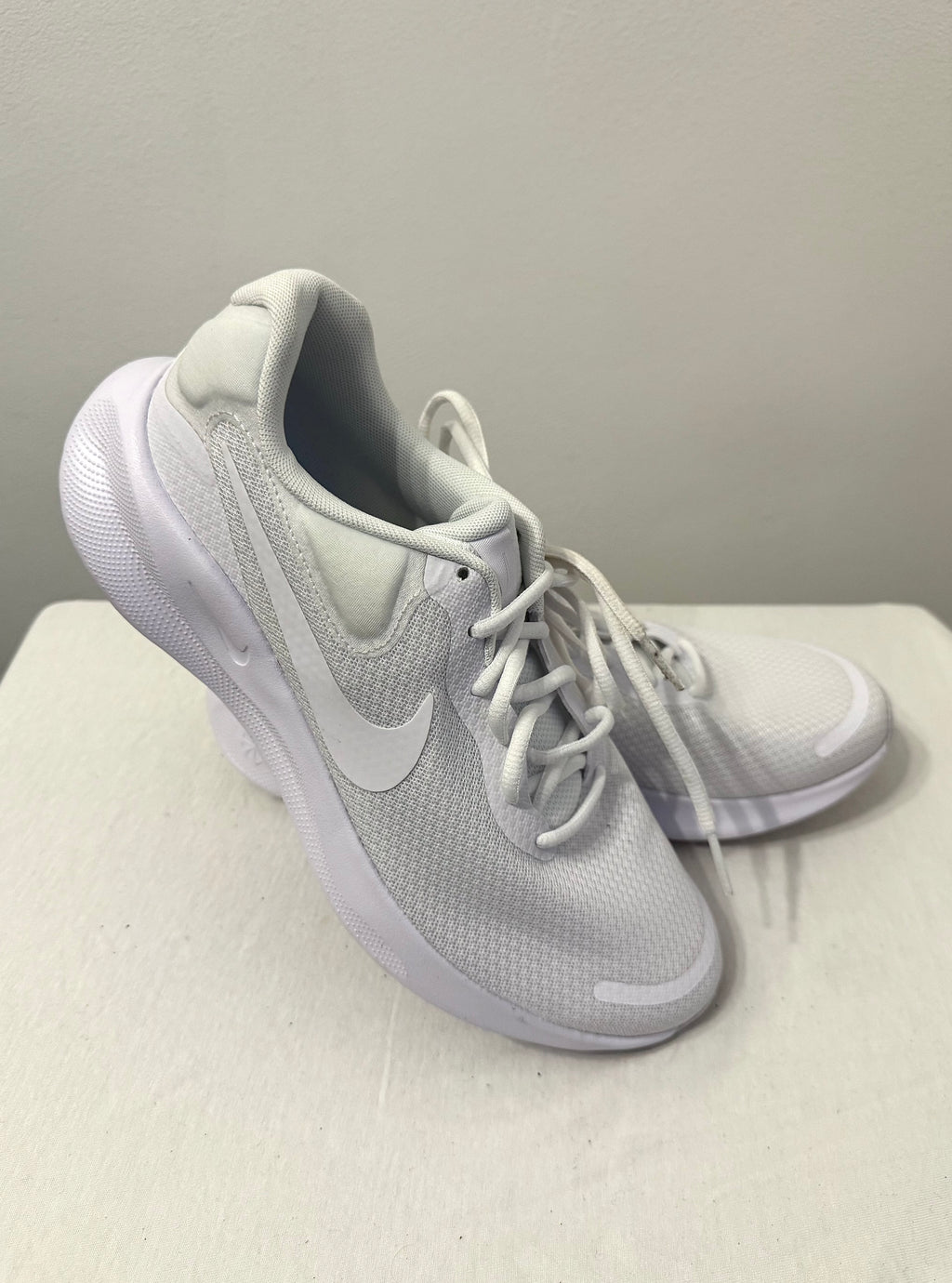 Nike Revolution 7 - White