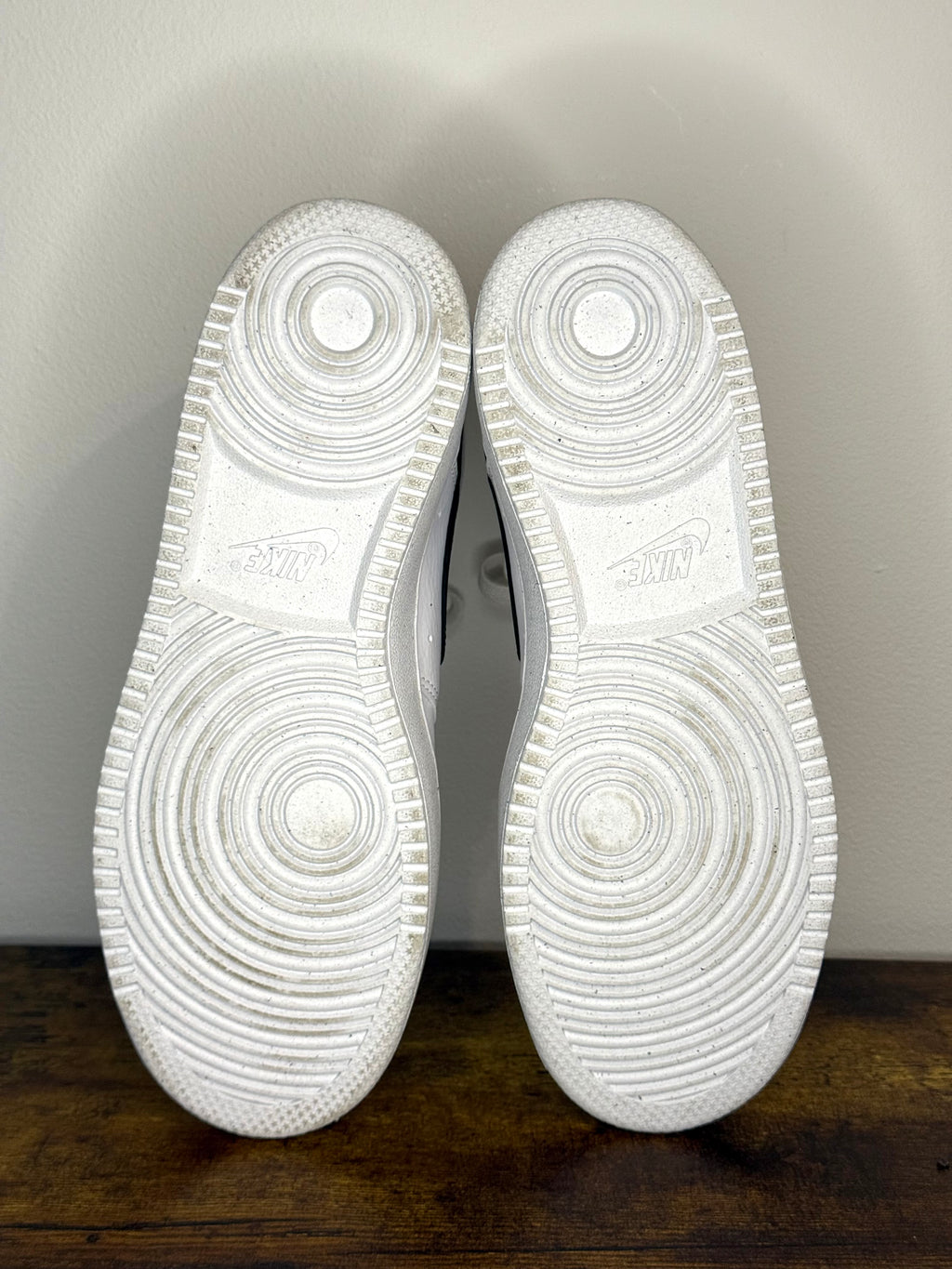 Nike Court Borough Mid 2 – White / Black