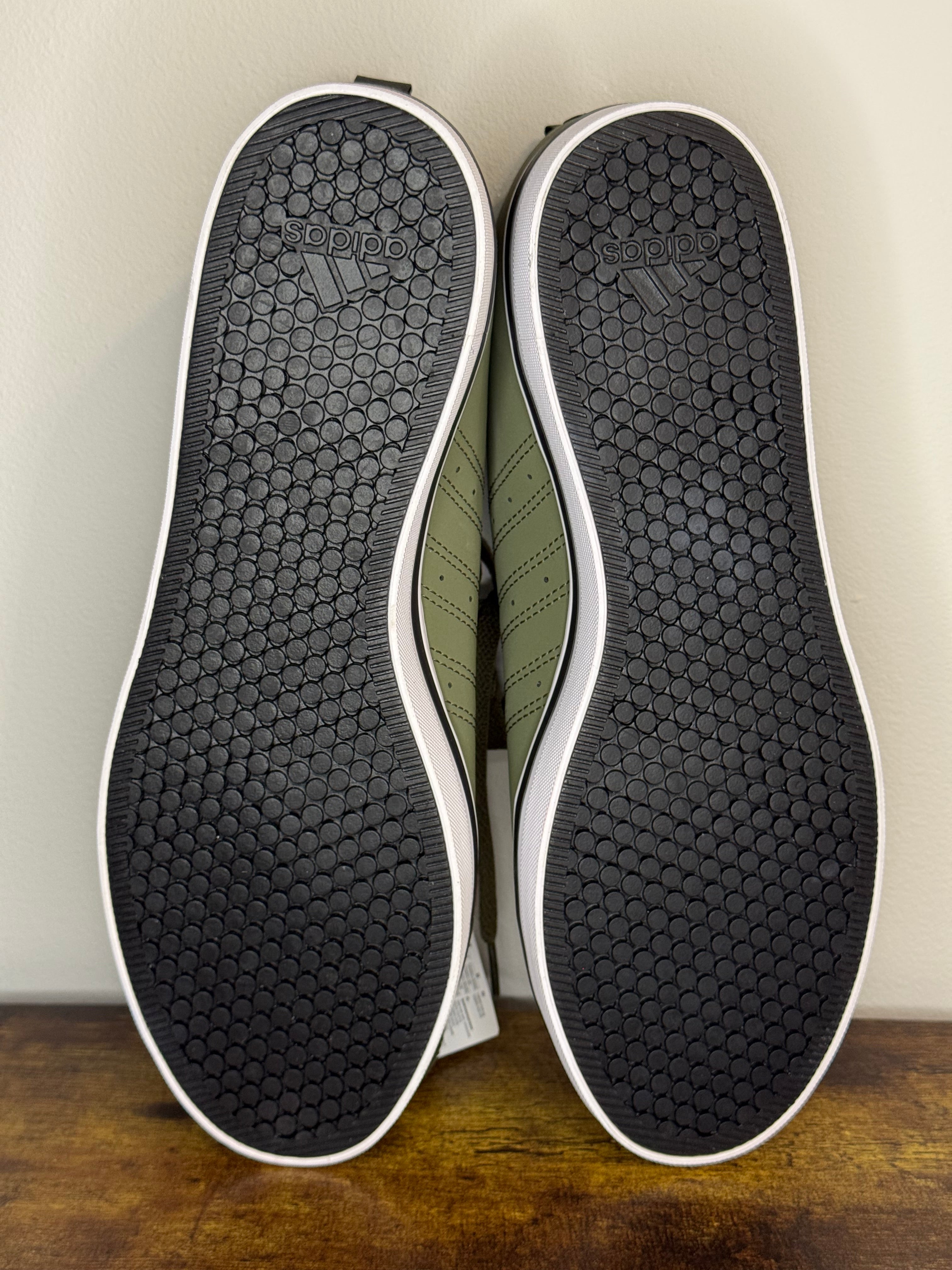 Adidas VS Pace 2.0 – Olive / Black / White