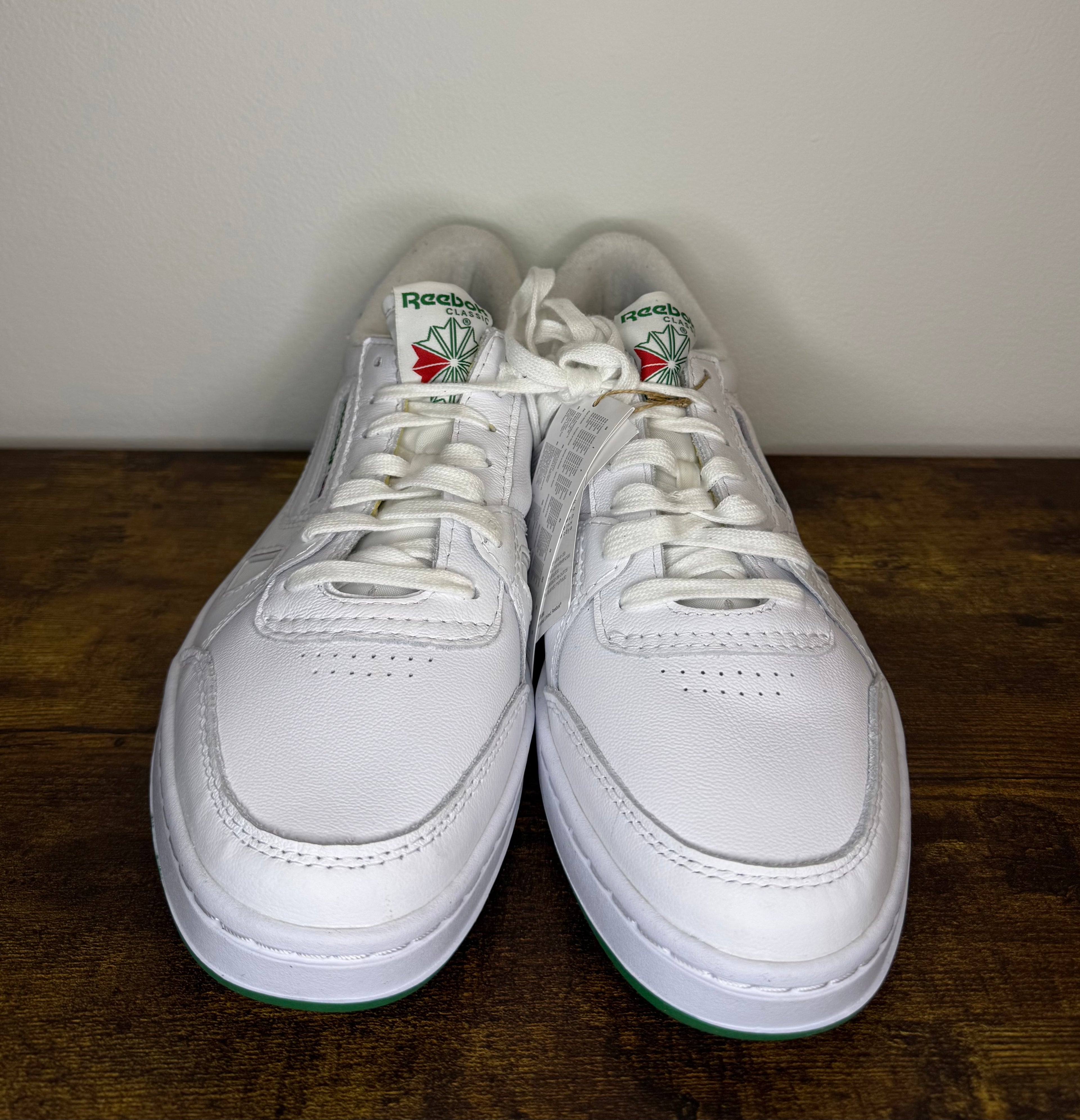 Reebok LT Court – White / Green