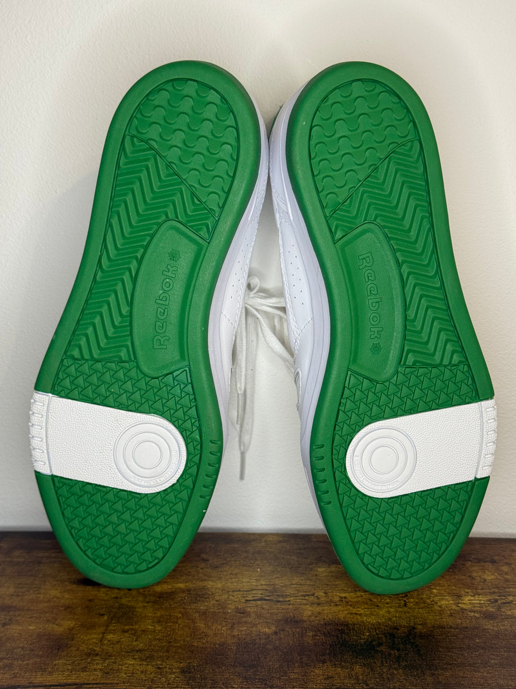 Reebok LT Court – White / Green