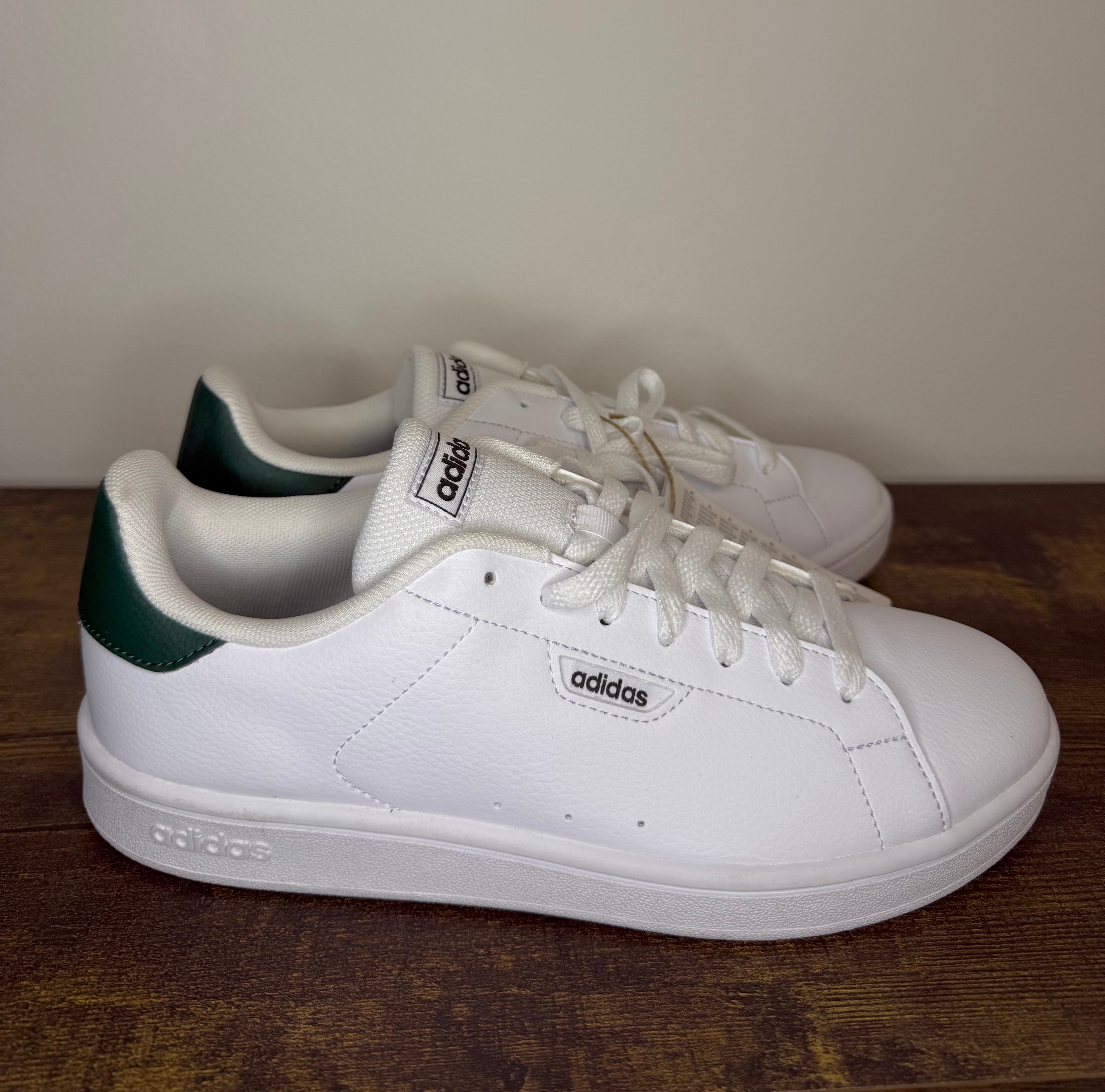 Adidas Urban Court - White / Green