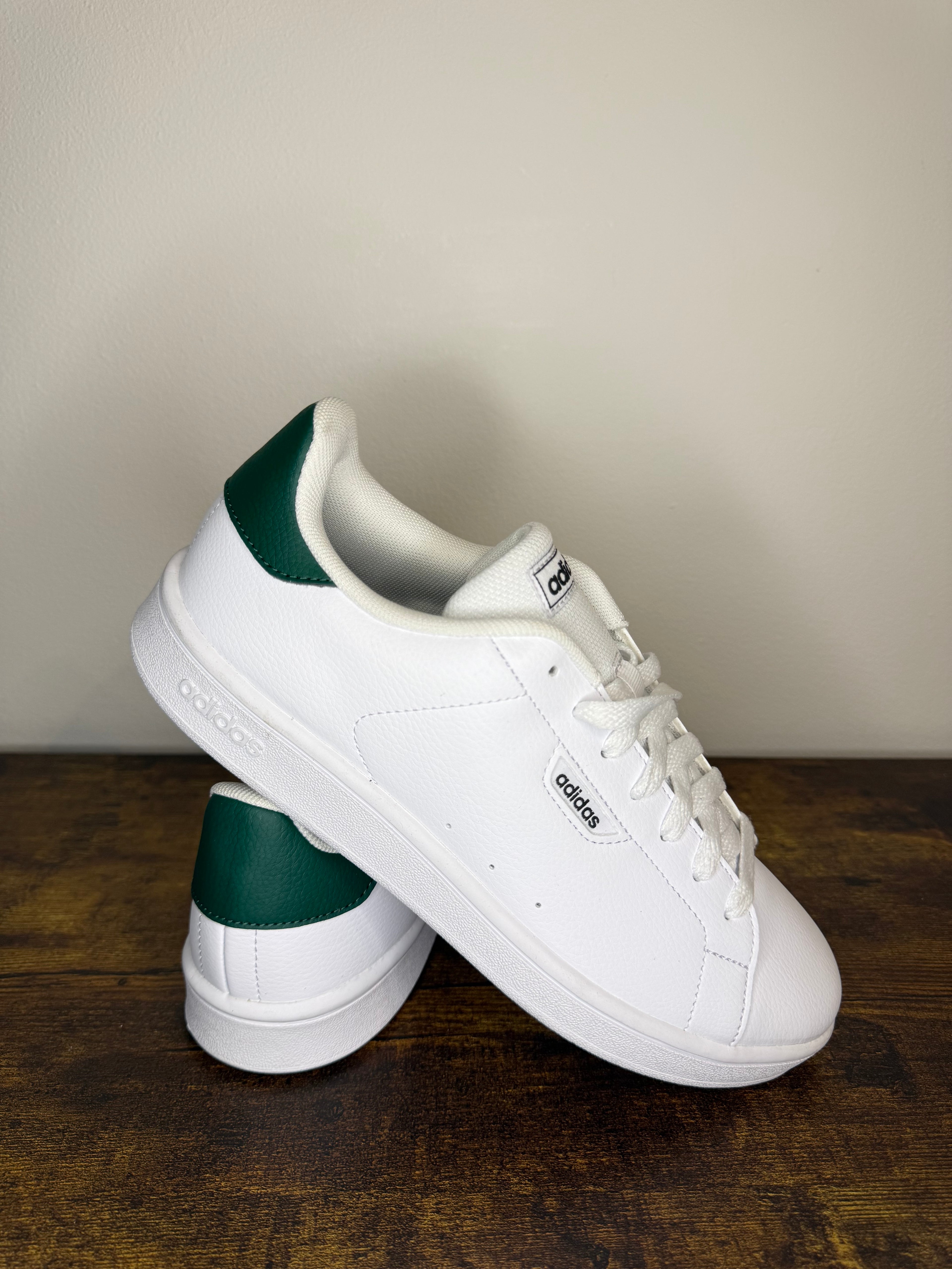 Adidas Urban Court - White / Green