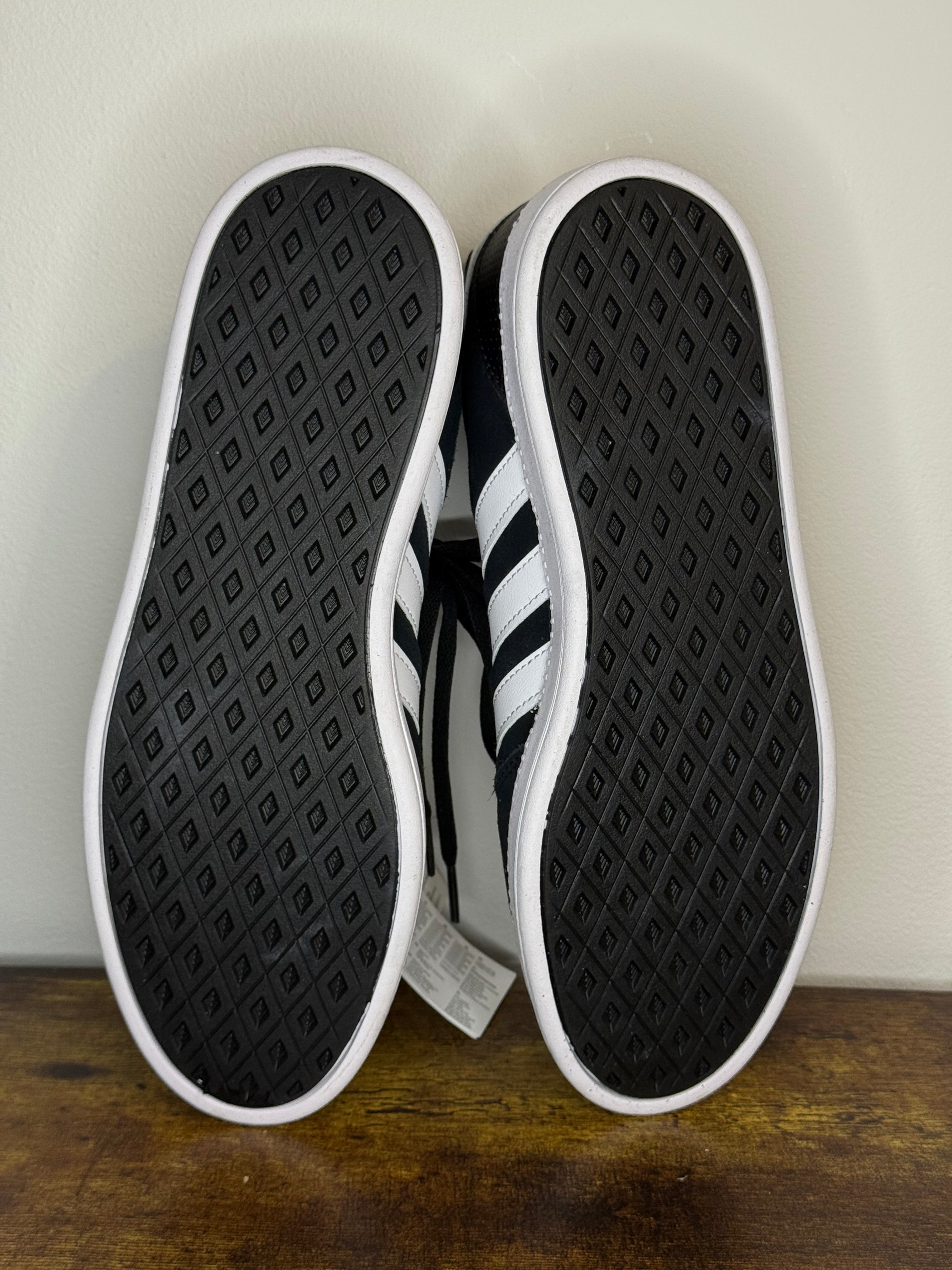 Adidas Breaknet Sleek – Black / White