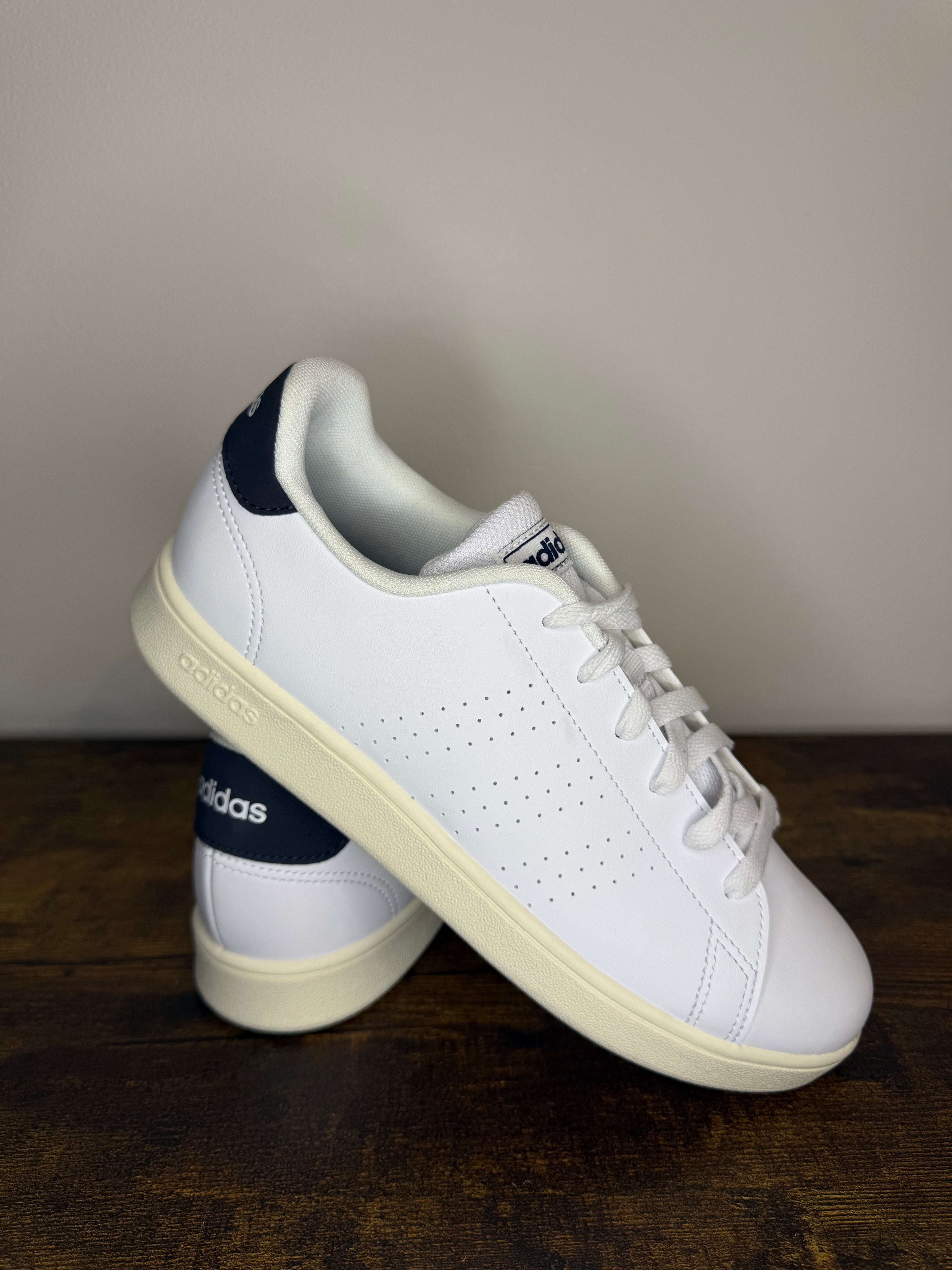 Adidas Advantage K – White / Dark Blue