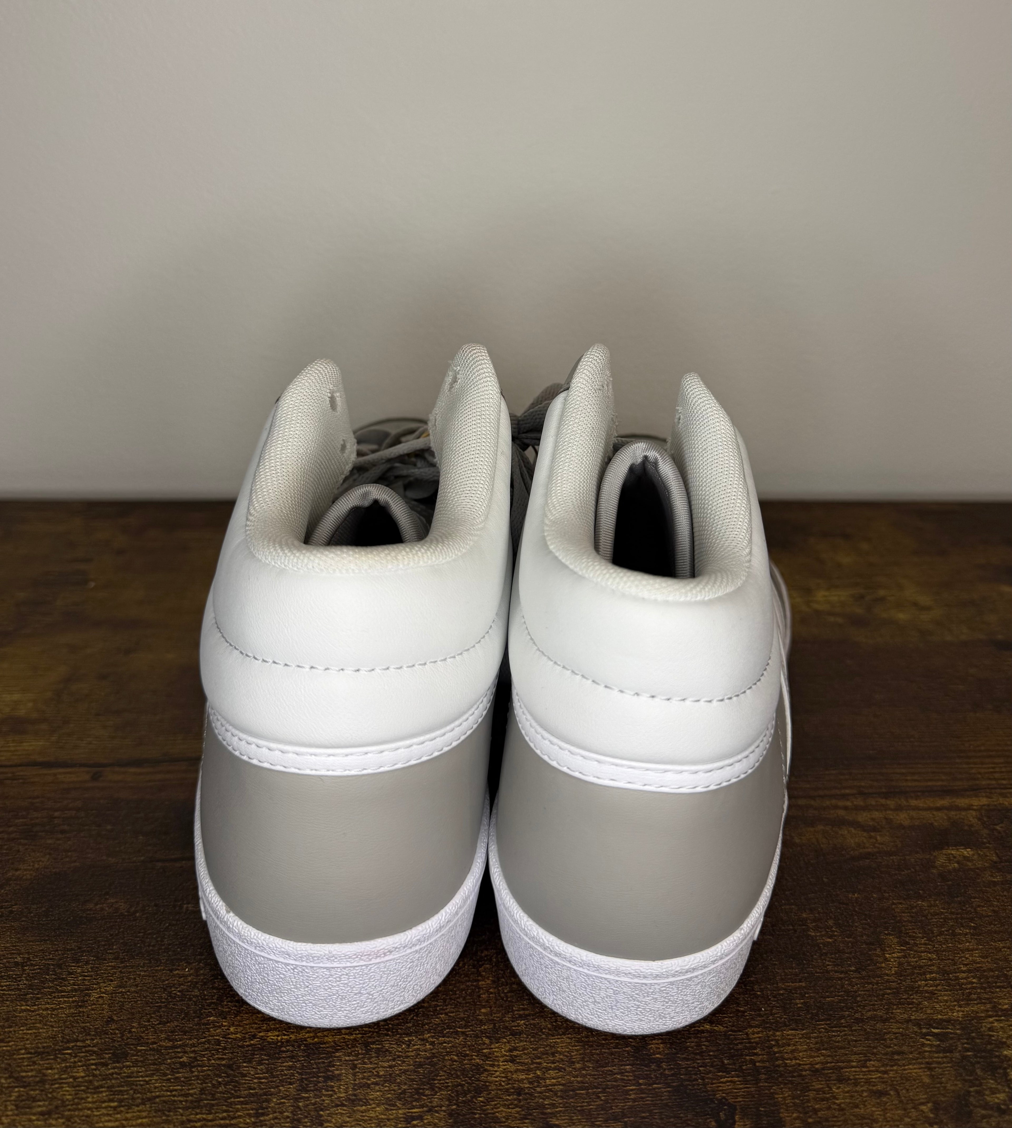 Adidas Hoops 4.0 Mid  –  Grey / White