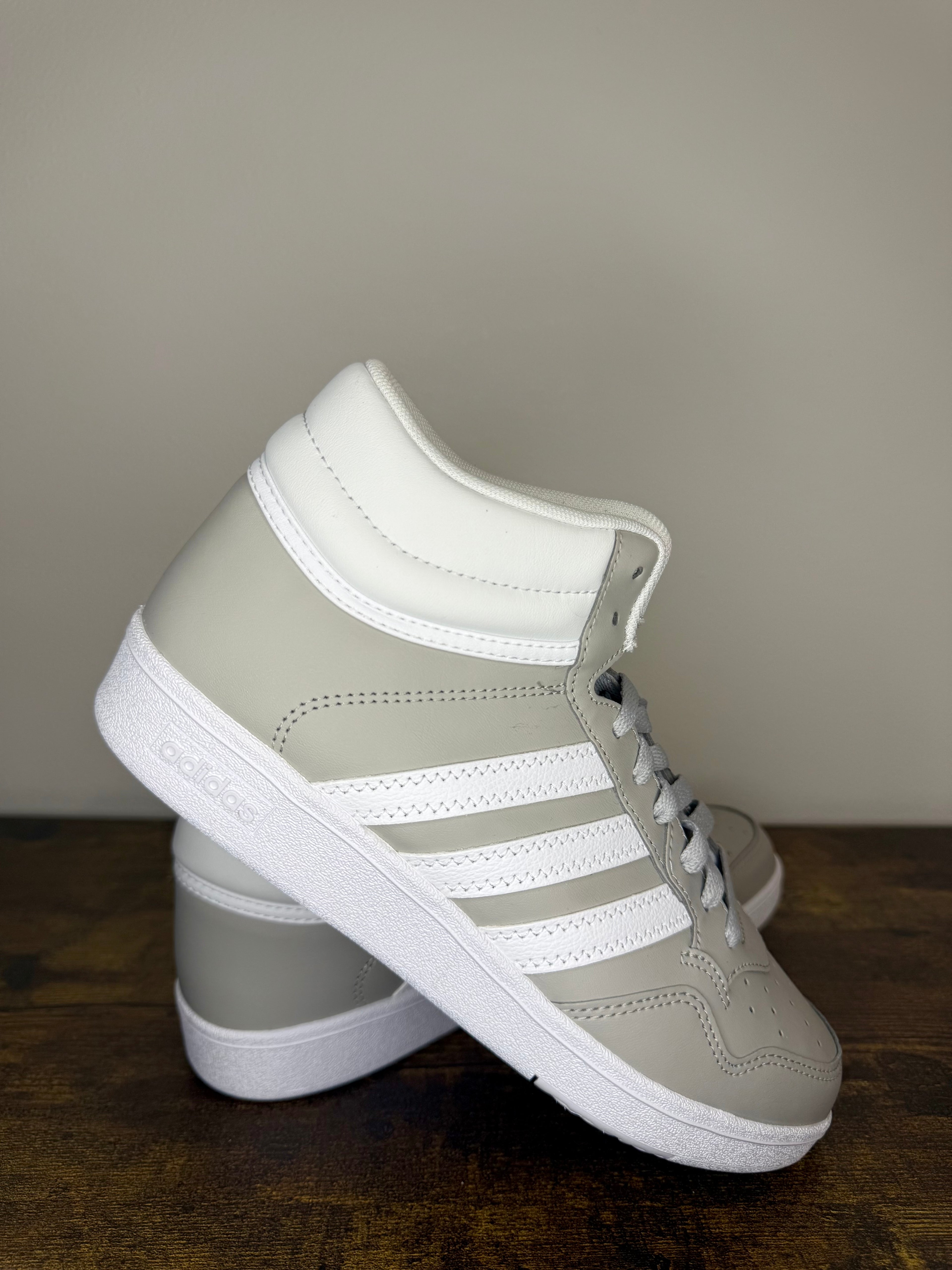 Adidas Hoops 4.0 Mid  –  Grey / White